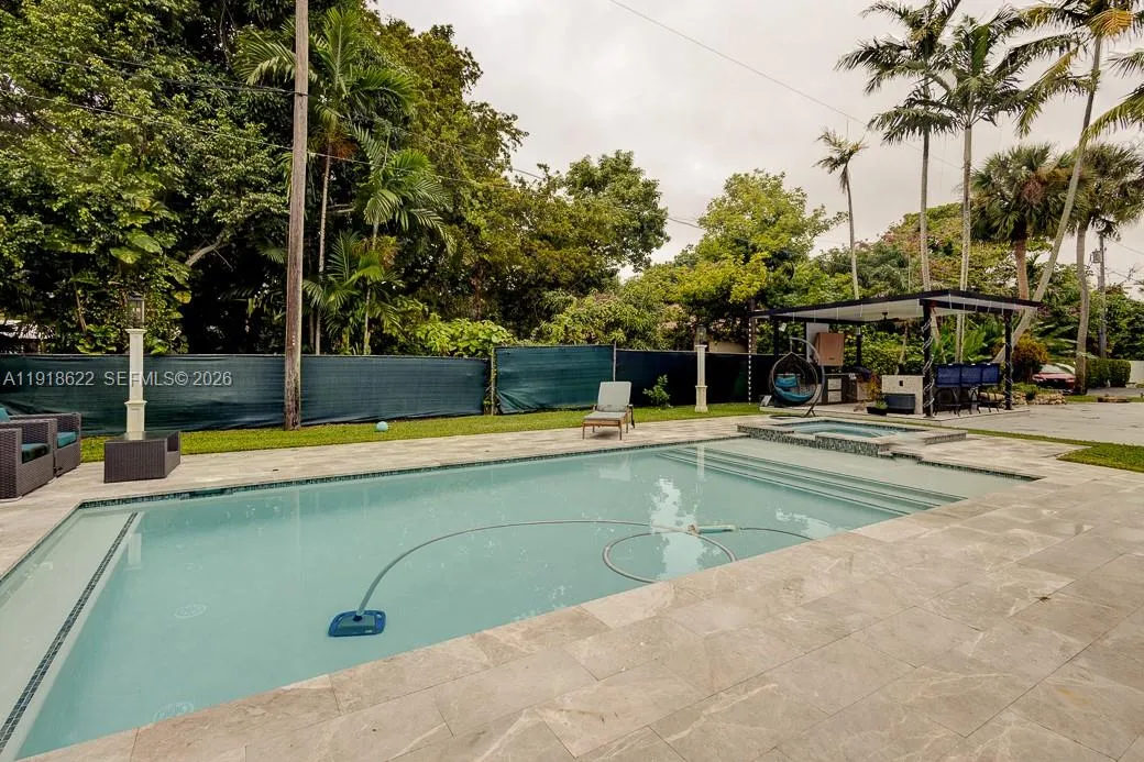 8290 Sunset Dr, Miami, Florida 33143, Miami, Florida 33143, 3 Bedrooms Bedrooms, ,3 BathroomsBathrooms,Residential,For Sale,8290 Sunset Dr, Miami, Florida 33143,A11918622