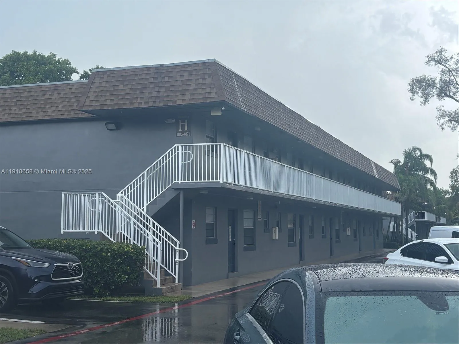 4871 Nw 9th Dr 4871, Plantation, Florida 33317, Plantation, Florida 33317, 1 Bedroom Bedrooms, ,1 BathroomBathrooms,Residential Lease,For Rent,4871 Nw 9th Dr 4871, Plantation, Florida 33317,A11918658 4871 Nw 9th Dr 4871, Plantation, Florida 33317, Plantation, Florida 33317, 1 Bedroom Bedrooms, ,1 BathroomBathrooms,Residential Lease,For Rent,4871 Nw 9th Dr 4871, Plantation, Florida 33317,A11918658