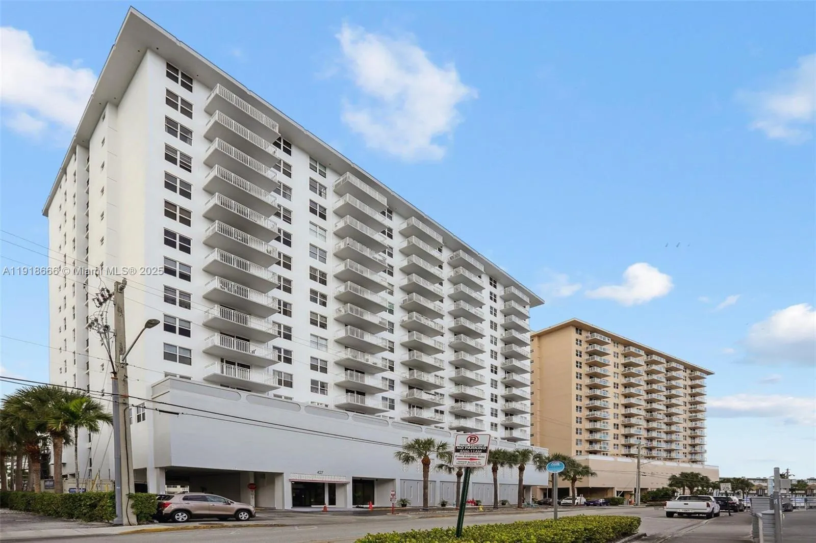 427 Golden Isles Dr 11f, Hallandale Beach, Florida, Hallandale Beach, Florida 33009, 1 Bedroom Bedrooms, 1 Room Rooms,2 BathroomsBathrooms,Residential,For Sale,427 Golden Isles Dr 11f, Hallandale Beach, Florida,A11918666