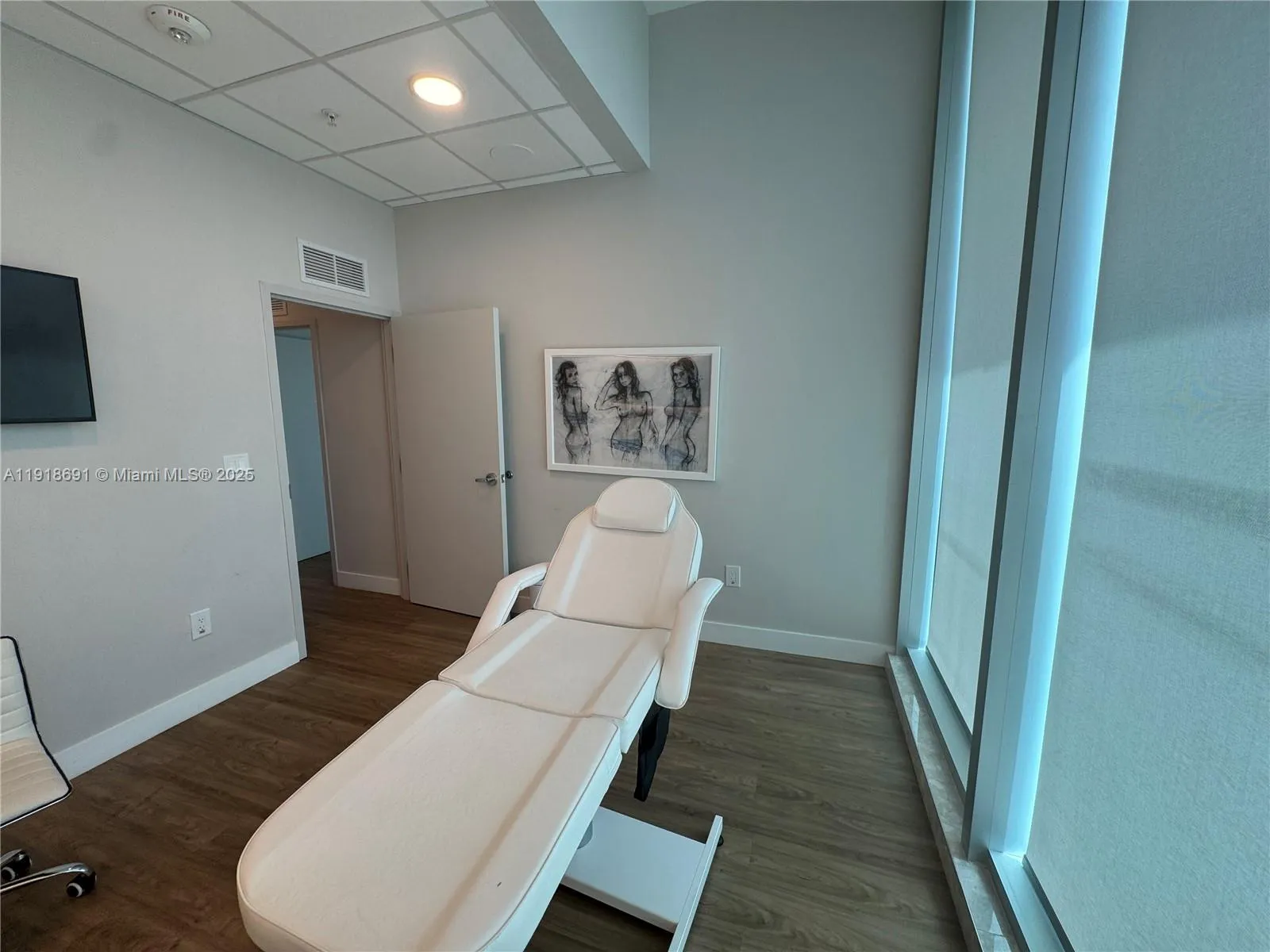 2820 Ne 214th St 1004, Aventura, Florida 33180, Aventura, Florida 33180, ,Commercial Sale,For Sale,2820 Ne 214th St 1004, Aventura, Florida 33180,A11918691