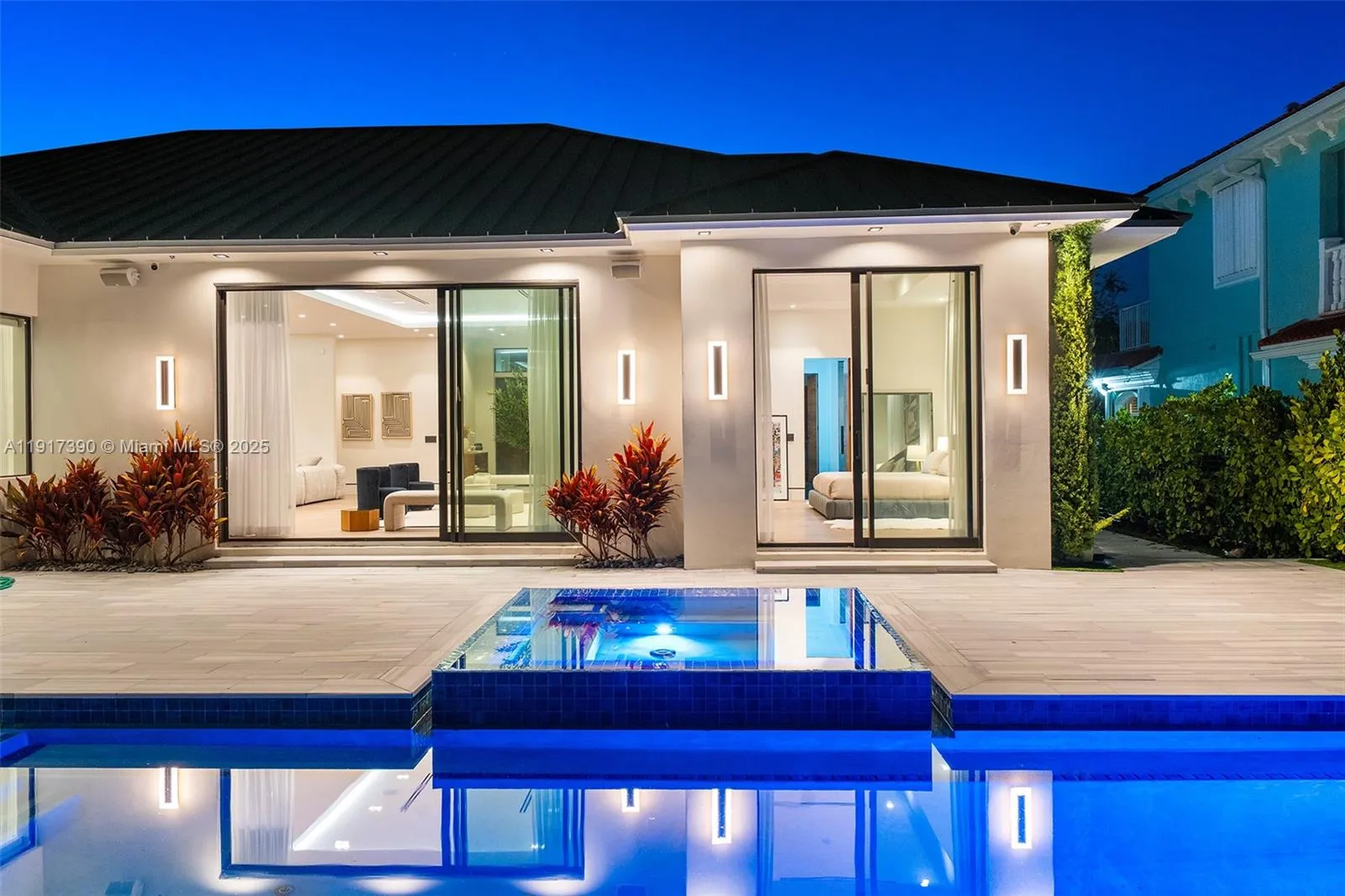 900 Washington St, Hollywood, Florida 33019, Hollywood, Florida 33019, 4 Bedrooms Bedrooms, ,4 BathroomsBathrooms,Residential,For Sale,900 Washington St, Hollywood, Florida 33019,A11917390