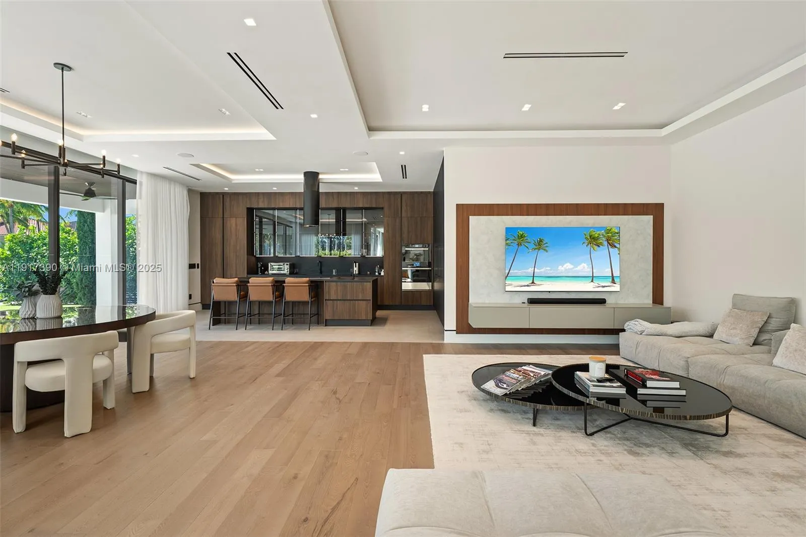 900 Washington St, Hollywood, Florida 33019, Hollywood, Florida 33019, 4 Bedrooms Bedrooms, ,4 BathroomsBathrooms,Residential,For Sale,900 Washington St, Hollywood, Florida 33019,A11917390