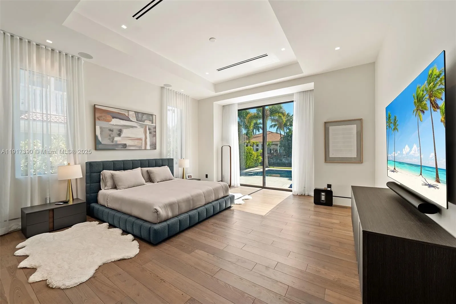 900 Washington St, Hollywood, Florida 33019, Hollywood, Florida 33019, 4 Bedrooms Bedrooms, ,4 BathroomsBathrooms,Residential,For Sale,900 Washington St, Hollywood, Florida 33019,A11917390