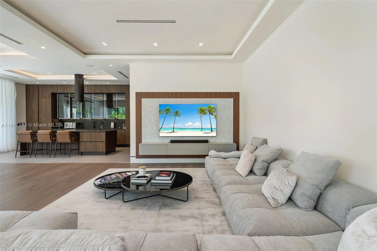 900 Washington St, Hollywood, Florida 33019, Hollywood, Florida 33019, 4 Bedrooms Bedrooms, ,4 BathroomsBathrooms,Residential,For Sale,900 Washington St, Hollywood, Florida 33019,A11917390