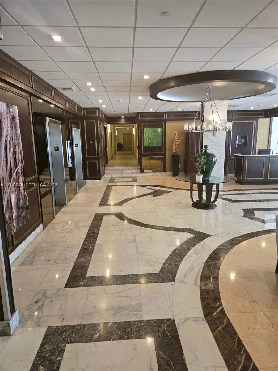 625 Biltmore Way 805, Coral Gables, Florida 33134, Coral Gables, Florida 33134, 2 Bedrooms Bedrooms, ,2 BathroomsBathrooms,Residential Lease,For Rent,625 Biltmore Way 805, Coral Gables, Florida 33134,A11918745