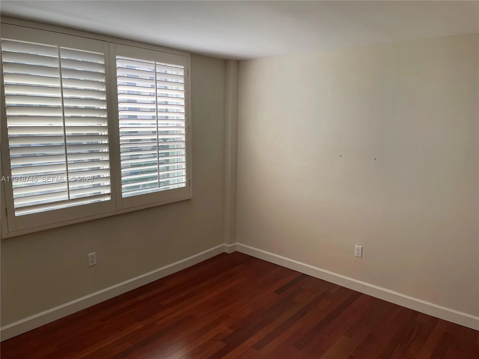 625 Biltmore Way 805, Coral Gables, Florida 33134, Coral Gables, Florida 33134, 2 Bedrooms Bedrooms, ,2 BathroomsBathrooms,Residential Lease,For Rent,625 Biltmore Way 805, Coral Gables, Florida 33134,A11918745
