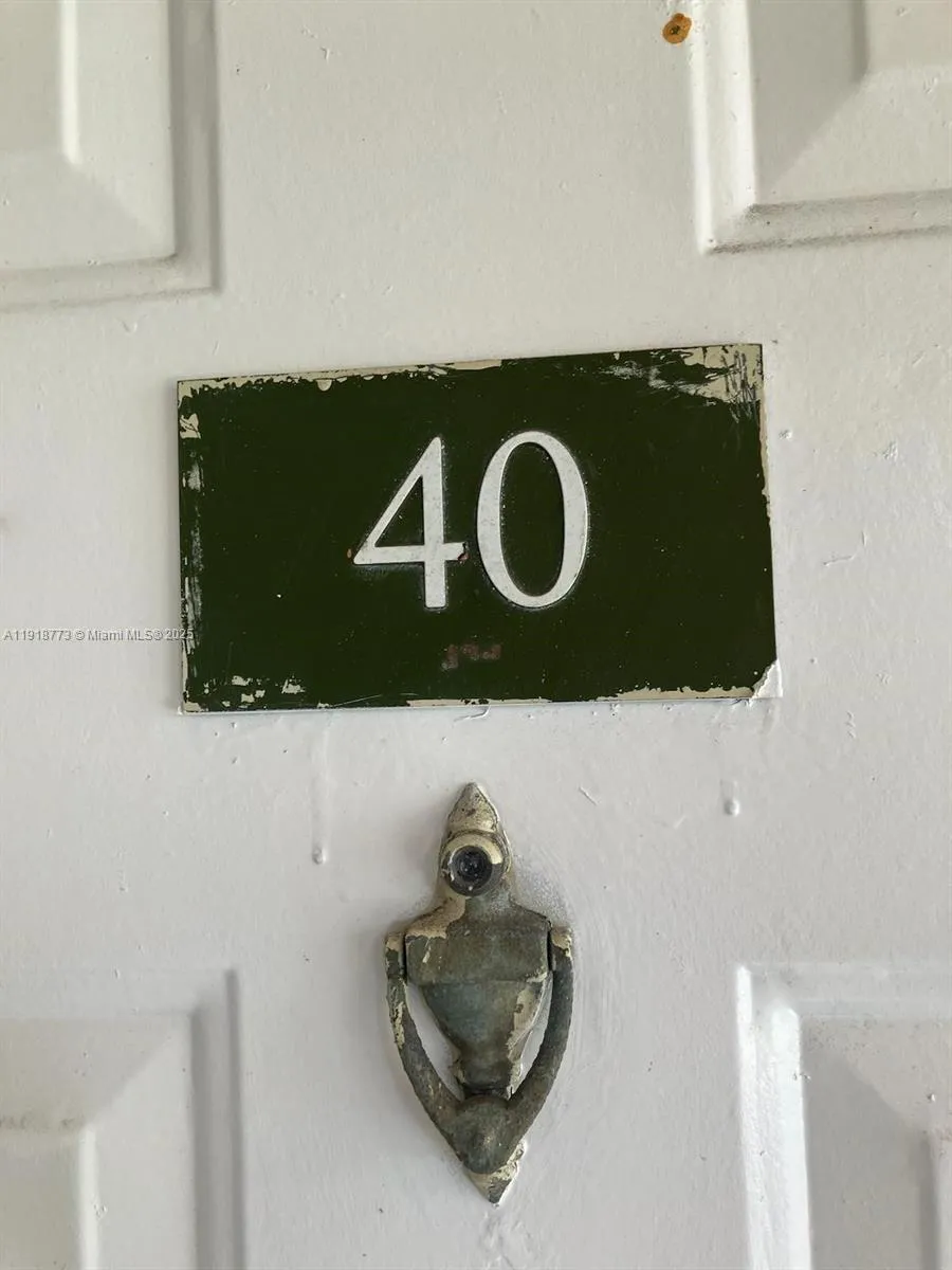 5200 Nw 31st Ave 40, Fort Lauderdale, Florida 3330, Fort Lauderdale, Florida 33309, 2 Bedrooms Bedrooms, ,2 BathroomsBathrooms,Residential Lease,For Rent,5200 Nw 31st Ave 40, Fort Lauderdale, Florida 3330,A11918773