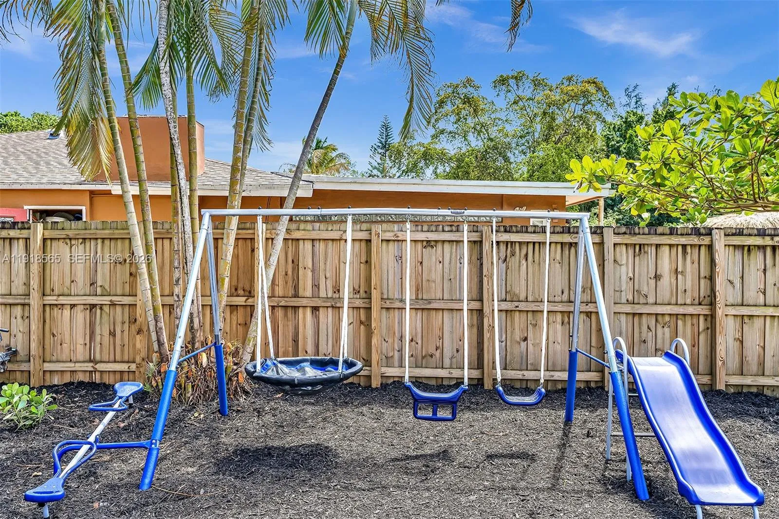 2191 Sw 27th Ln, Fort Lauderdale, Florida 33312, Fort Lauderdale, Florida 33312, 5 Bedrooms Bedrooms, ,3 BathroomsBathrooms,Residential Lease,For Rent,2191 Sw 27th Ln, Fort Lauderdale, Florida 33312,A11918565