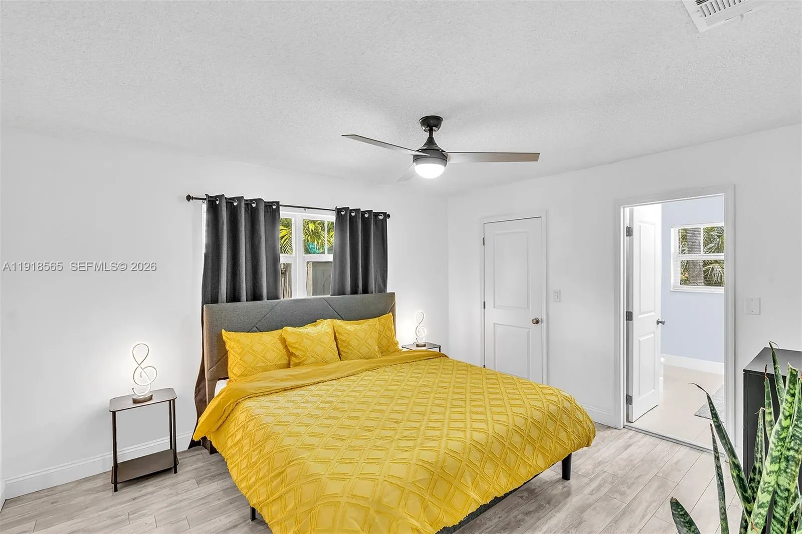 2191 Sw 27th Ln, Fort Lauderdale, Florida 33312, Fort Lauderdale, Florida 33312, 5 Bedrooms Bedrooms, ,3 BathroomsBathrooms,Residential Lease,For Rent,2191 Sw 27th Ln, Fort Lauderdale, Florida 33312,A11918565