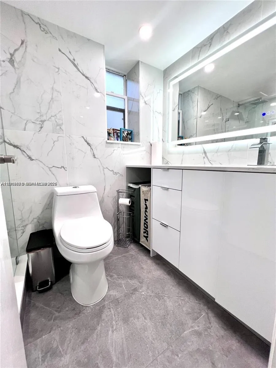 20200 W Country Club Dr 112, Aventura, Florida 331, Aventura, Florida 33180, 3 Bedrooms Bedrooms, ,2 BathroomsBathrooms,Residential,For Sale,20200 W Country Club Dr 112, Aventura, Florida 331,A11918828