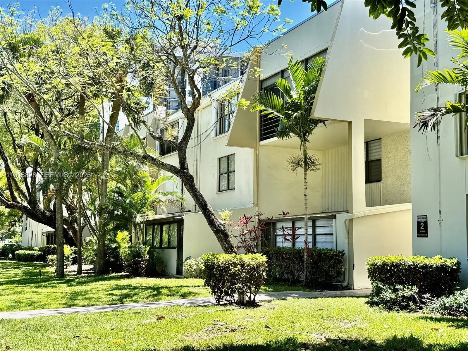 20200 W Country Club Dr 112, Aventura, Florida 331, Aventura, Florida 33180, 3 Bedrooms Bedrooms, ,2 BathroomsBathrooms,Residential,For Sale,20200 W Country Club Dr 112, Aventura, Florida 331,A11918828