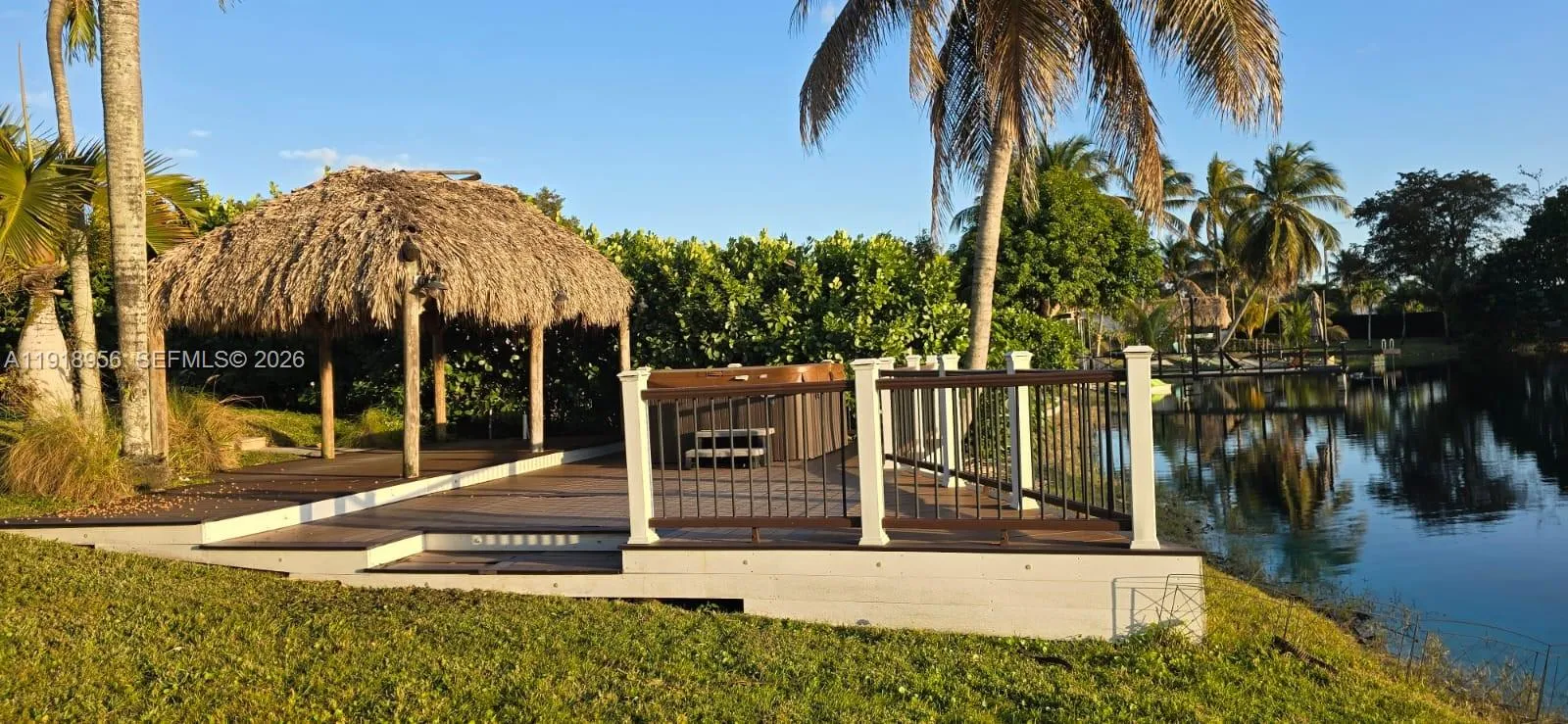 Tiki Hut and Jacuzzi