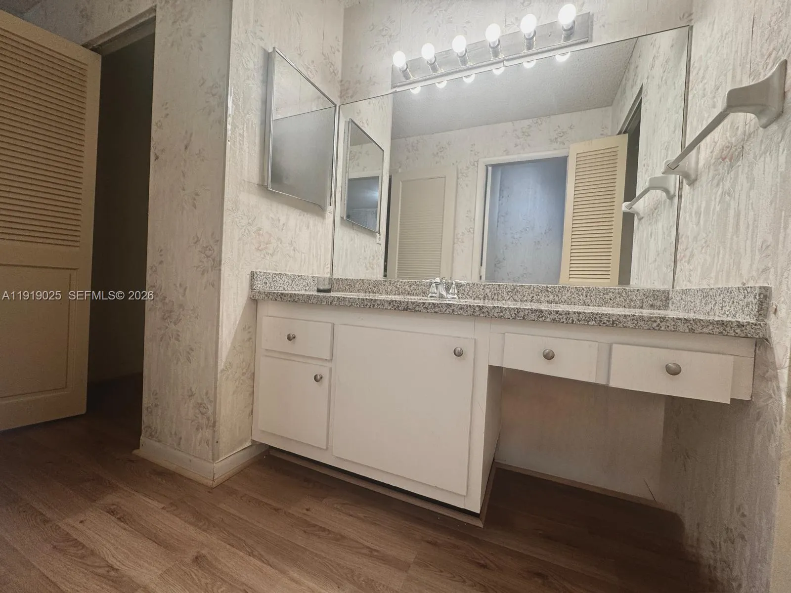 3800 S Ocean Dr 306, Hollywood, Florida 33019, Hollywood, Florida 33019, 2 Bedrooms Bedrooms, ,2 BathroomsBathrooms,Residential,For Sale,3800 S Ocean Dr 306, Hollywood, Florida 33019,A11919025