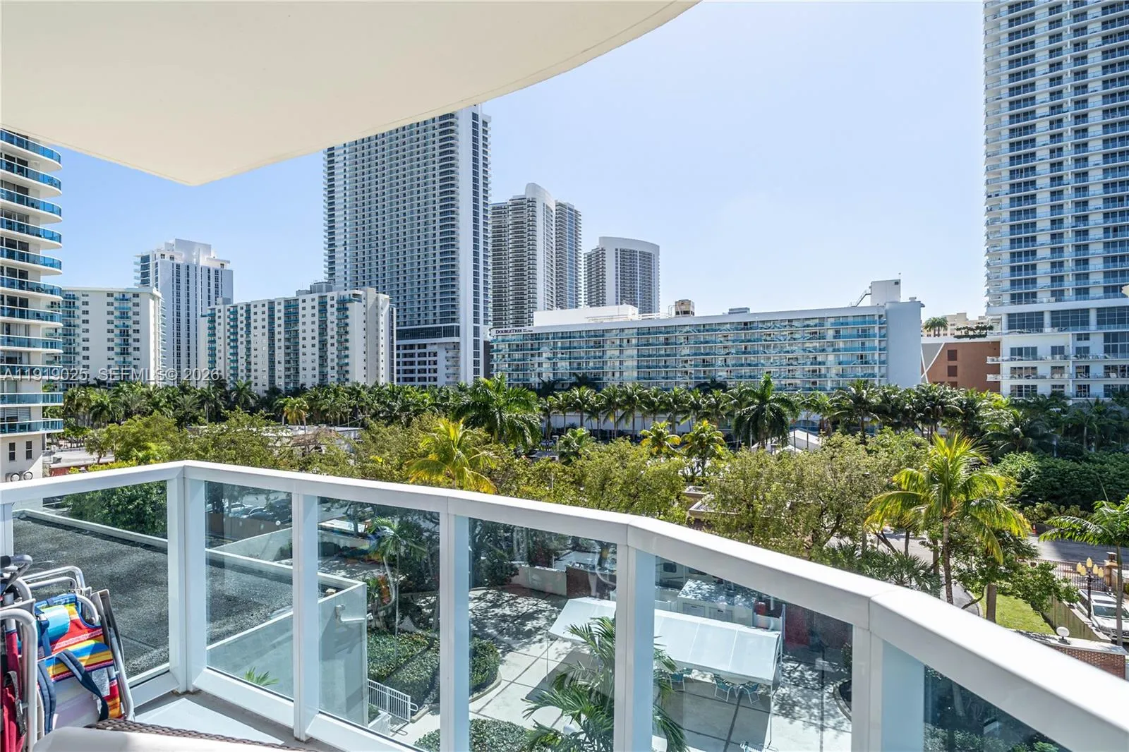 3800 S Ocean Dr 306, Hollywood, Florida 33019, Hollywood, Florida 33019, 2 Bedrooms Bedrooms, ,2 BathroomsBathrooms,Residential,For Sale,3800 S Ocean Dr 306, Hollywood, Florida 33019,A11919025