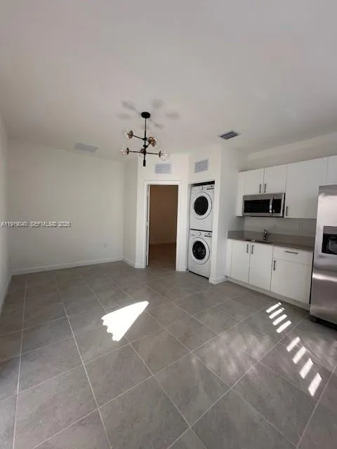 Homestead, Florida 33035, 1 Bedroom Bedrooms, ,1 BathroomBathrooms,Residential Lease,For Rent,A11919040