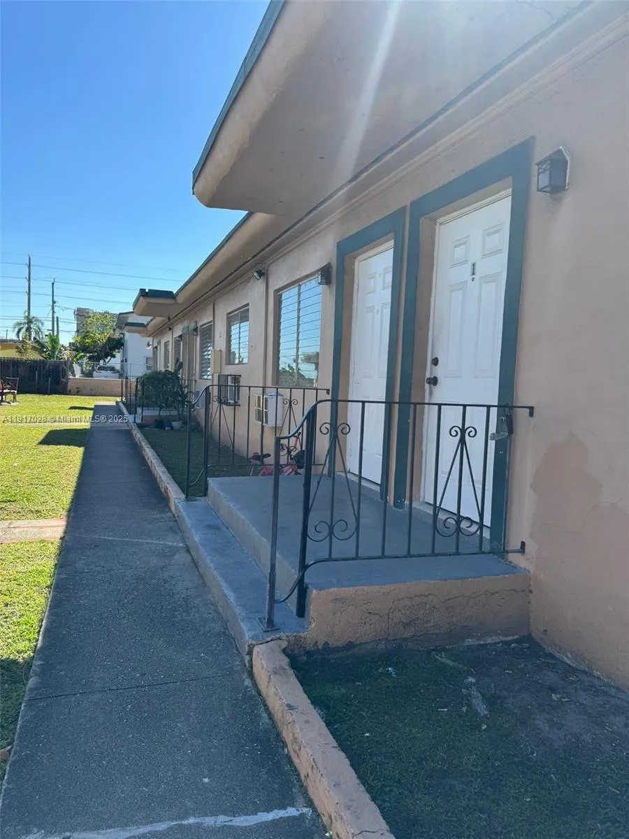 2100 Nw 24th St, Miami, Florida 33142, Miami, Florida 33142, ,Commercial Sale,For Sale,2100 Nw 24th St, Miami, Florida 33142,A11917028