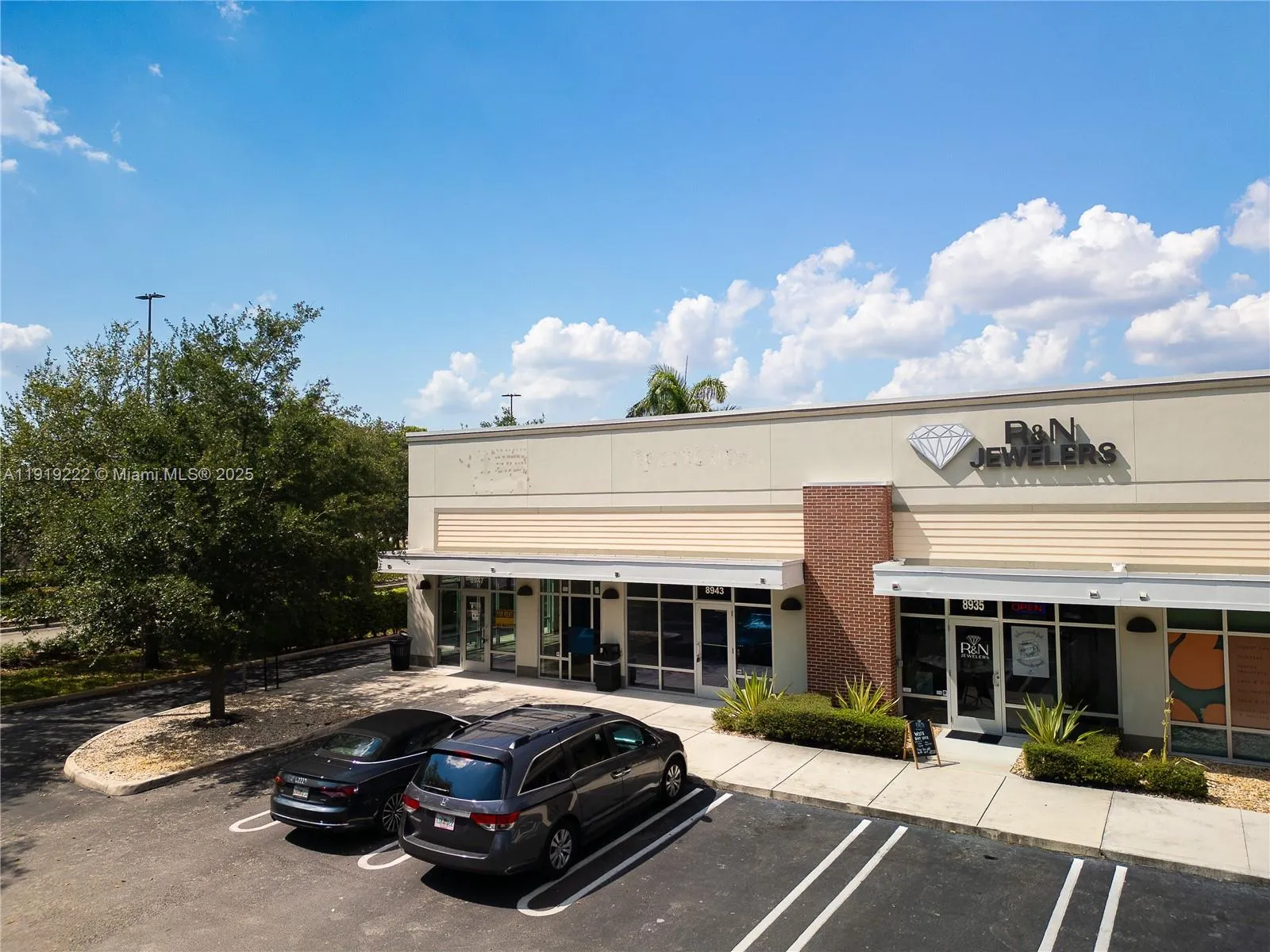 8931 W Atlantic Blvd, Coral Springs, Florida 33071, Coral Springs, Florida 33071, ,Commercial Sale,For Sale,8931 W Atlantic Blvd, Coral Springs, Florida 33071,A11919222