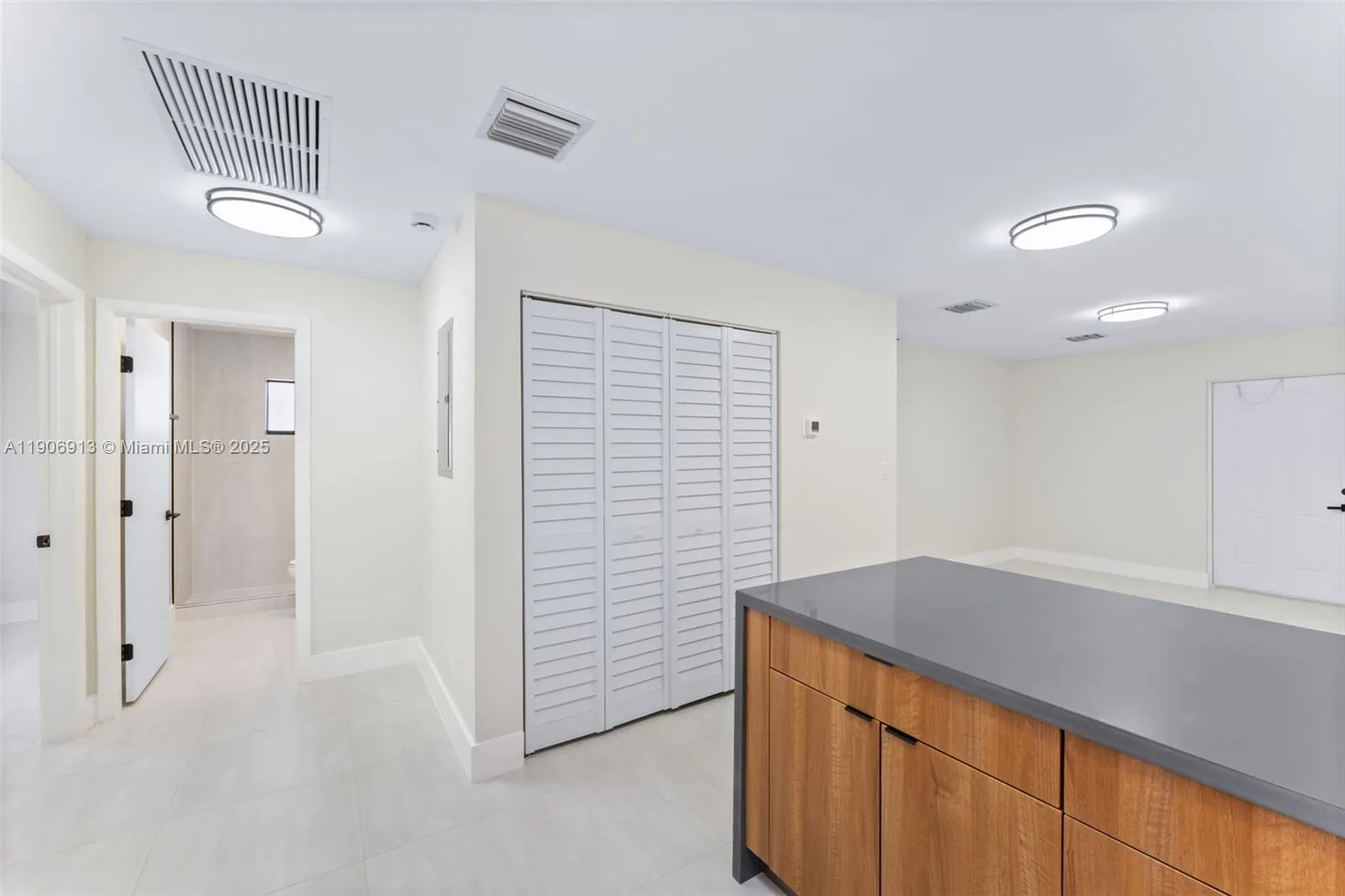 1171 Nw 66th St, Miami, Florida 33150, Miami, Florida 33150, ,Residential Income,For Sale,1171 Nw 66th St, Miami, Florida 33150,A11906913