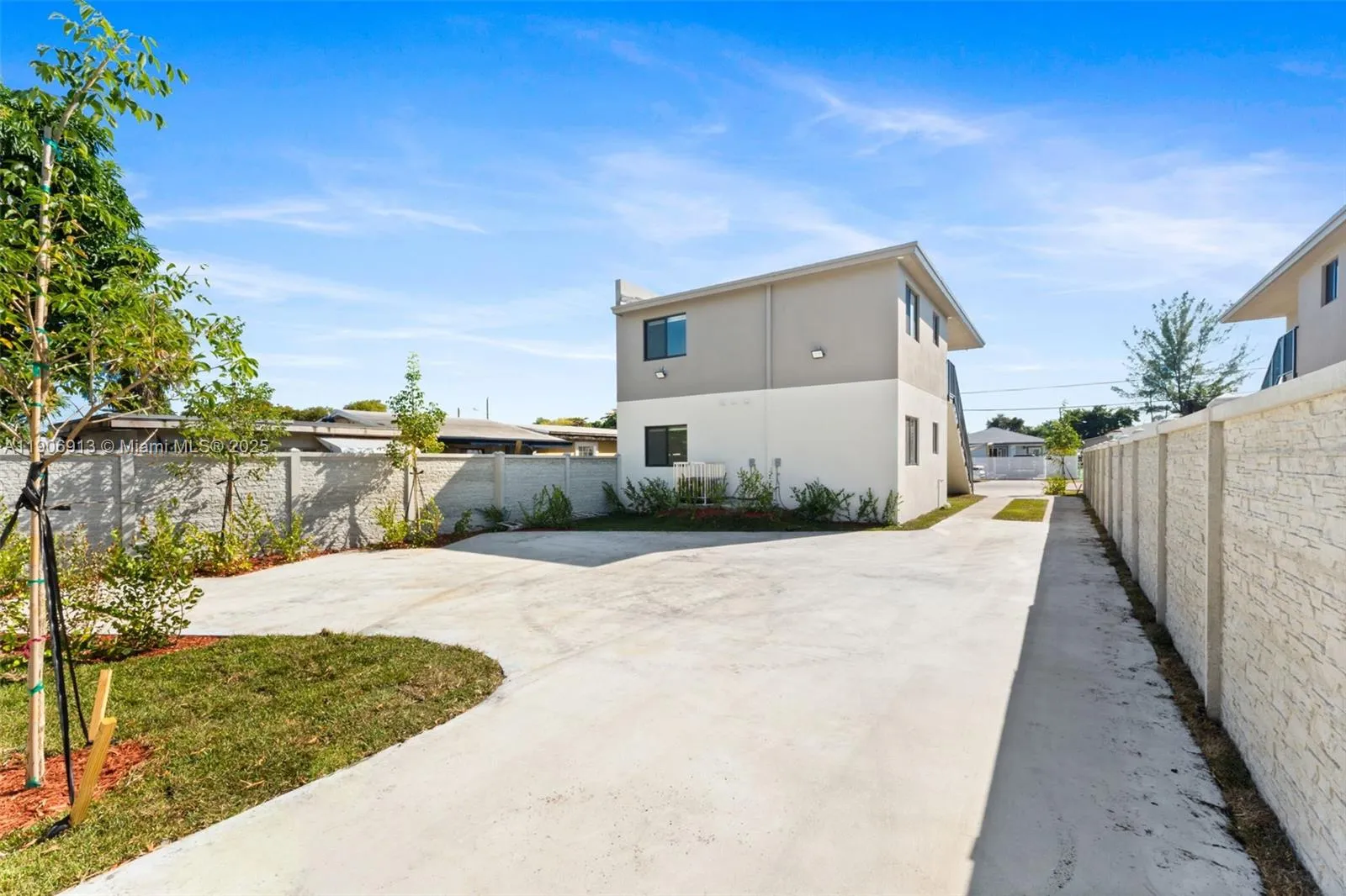 1171 Nw 66th St, Miami, Florida 33150, Miami, Florida 33150, ,Residential Income,For Sale,1171 Nw 66th St, Miami, Florida 33150,A11906913