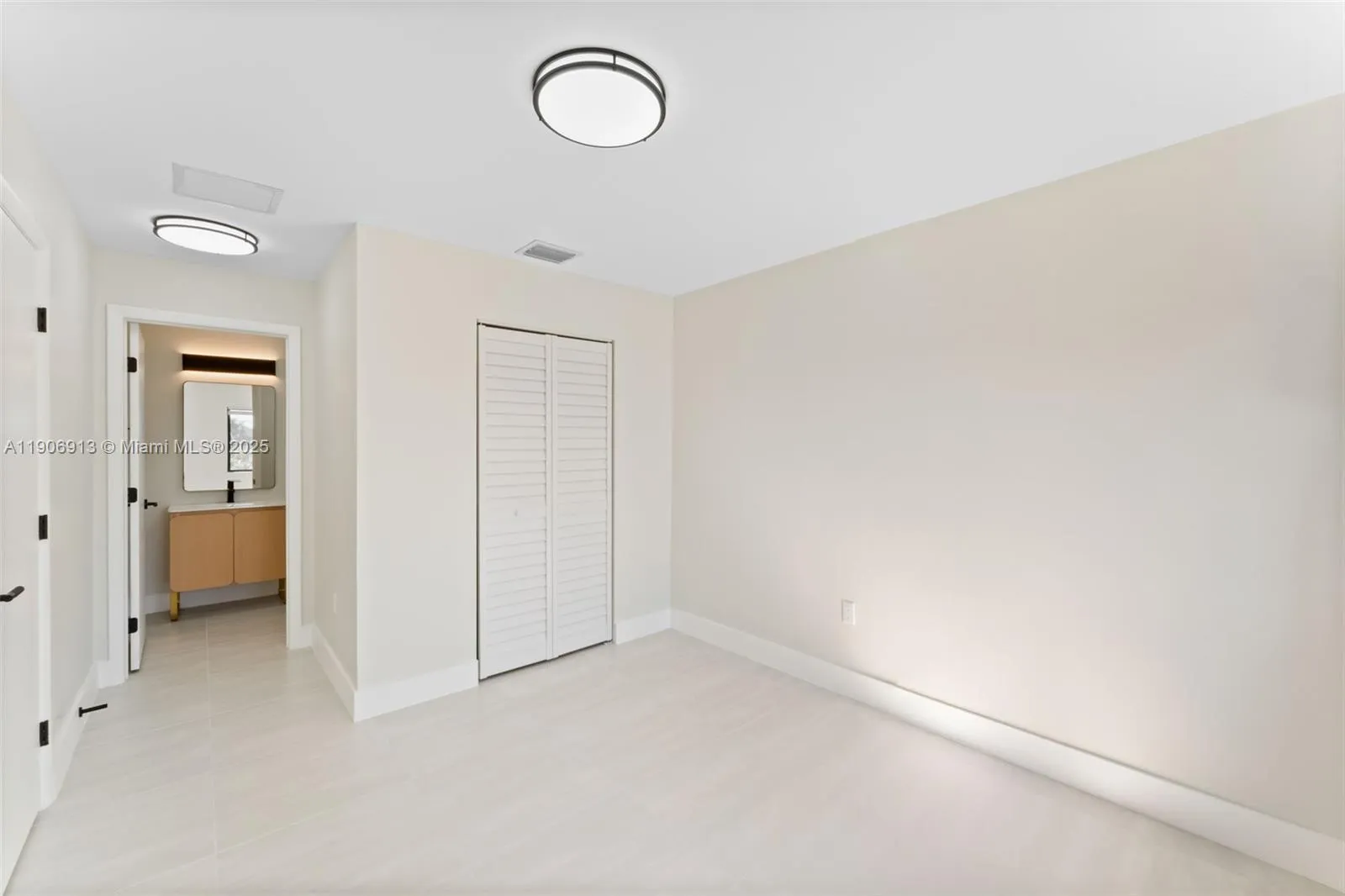 1171 Nw 66th St, Miami, Florida 33150, Miami, Florida 33150, ,Residential Income,For Sale,1171 Nw 66th St, Miami, Florida 33150,A11906913