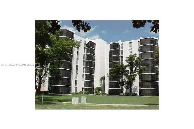 3475 N Country Club Dr 514, Aventura, Florida 3318, Aventura, Florida 33180, 1 Bedroom Bedrooms, ,1 BathroomBathrooms,Residential,For Sale,3475 N Country Club Dr 514, Aventura, Florida 3318,A11917592