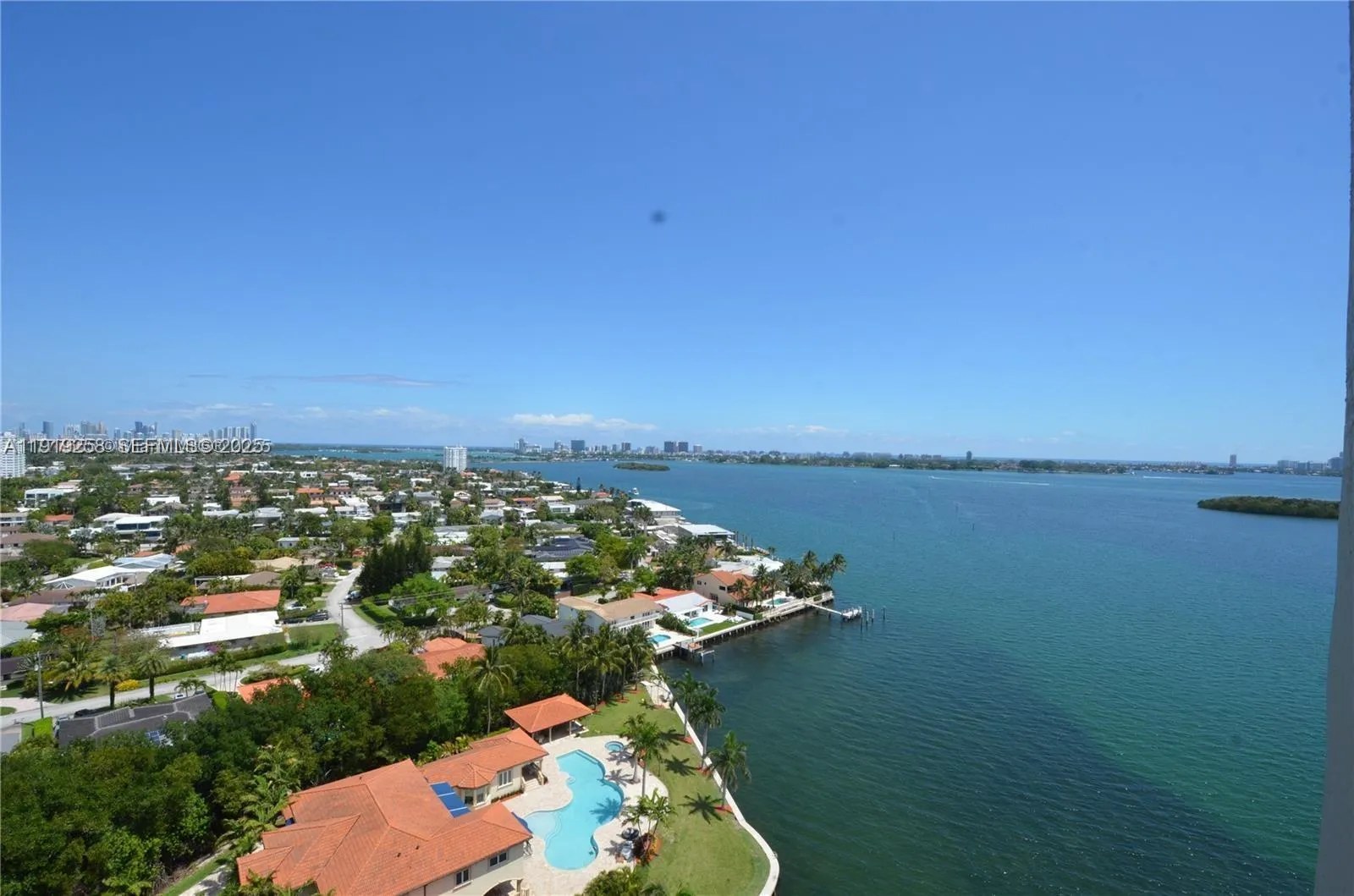 1800 Ne 114th St 1903, Miami, Florida 33181, Miami, Florida 33181, 2 Bedrooms Bedrooms, ,2 BathroomsBathrooms,Residential,For Sale,1800 Ne 114th St 1903, Miami, Florida 33181,A11919258