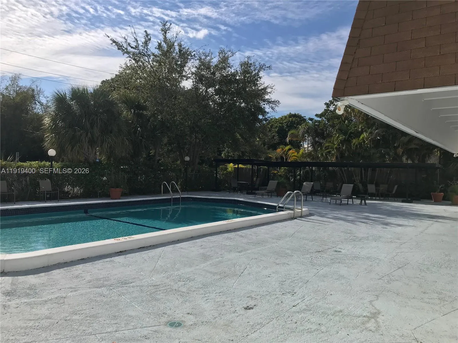 16950 W Dixie Hwy A631 Hwy 631, North Miami Beach, North Miami Beach, Florida 33160, 1 Bedroom Bedrooms, ,1 BathroomBathrooms,Residential Lease,For Rent,16950 W Dixie Hwy A631 Hwy 631, North Miami Beach,A11919400