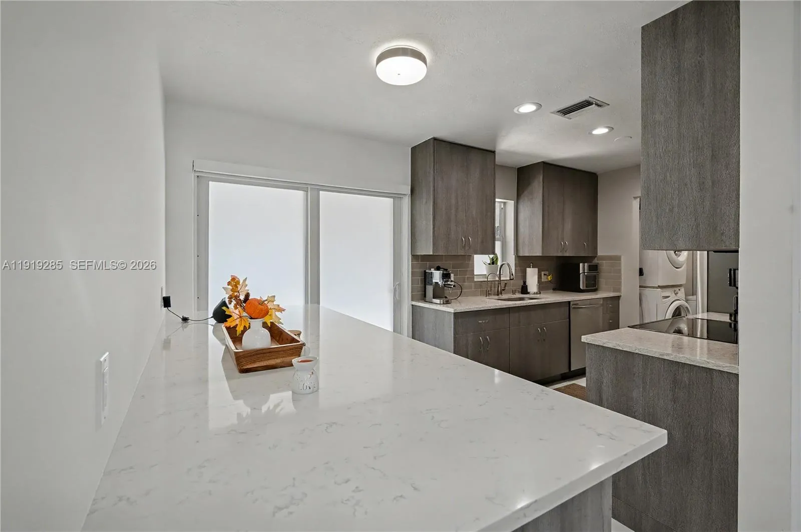 6310 Adams St, Hollywood, Florida 33023, Hollywood, Florida 33023, 3 Bedrooms Bedrooms, 8 Rooms Rooms,2 BathroomsBathrooms,Residential,For Sale,6310 Adams St, Hollywood, Florida 33023,A11919285