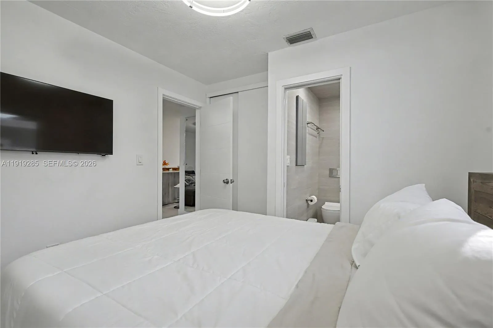 6310 Adams St, Hollywood, Florida 33023, Hollywood, Florida 33023, 3 Bedrooms Bedrooms, 8 Rooms Rooms,2 BathroomsBathrooms,Residential,For Sale,6310 Adams St, Hollywood, Florida 33023,A11919285