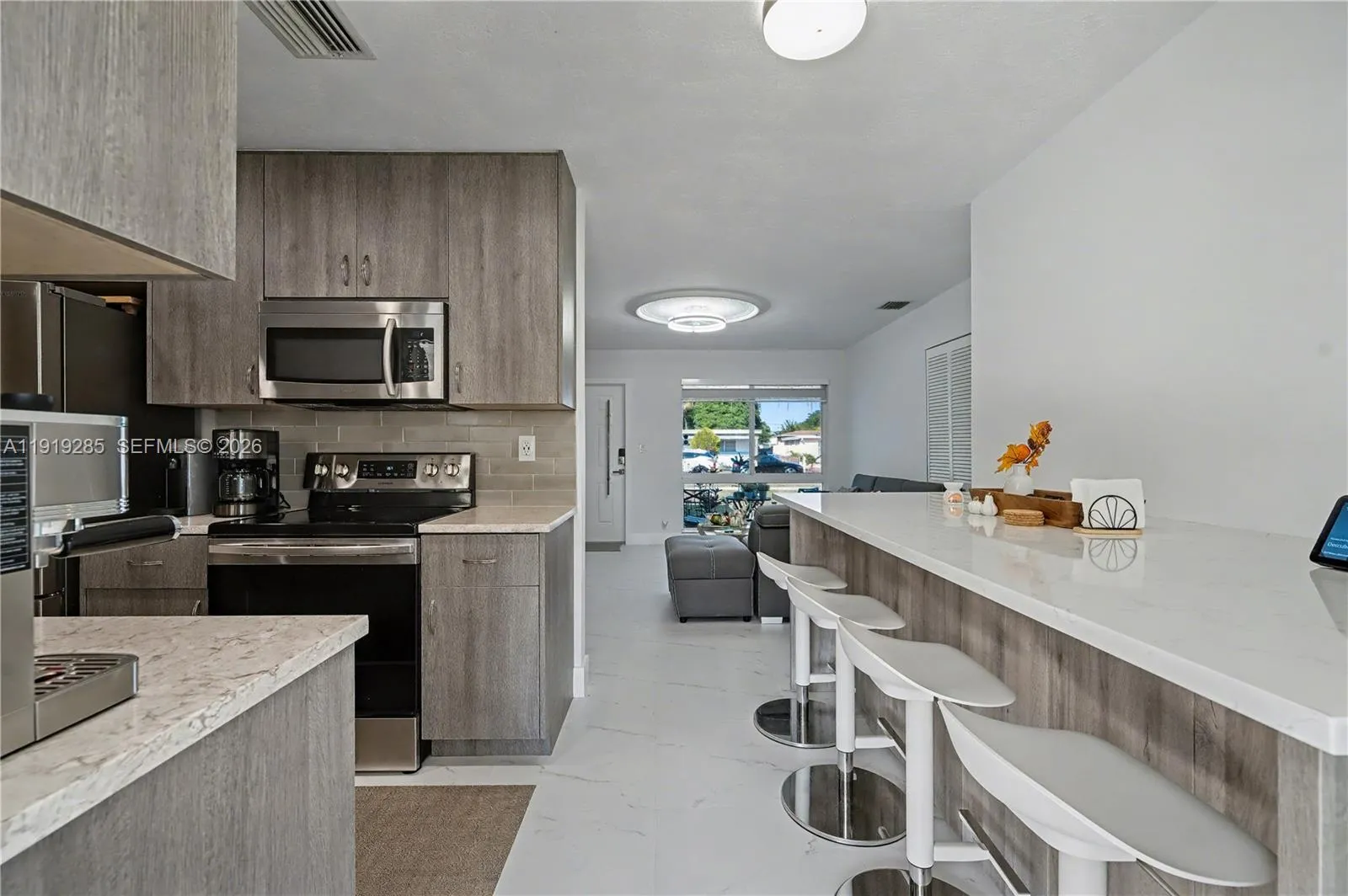 6310 Adams St, Hollywood, Florida 33023, Hollywood, Florida 33023, 3 Bedrooms Bedrooms, 8 Rooms Rooms,2 BathroomsBathrooms,Residential,For Sale,6310 Adams St, Hollywood, Florida 33023,A11919285