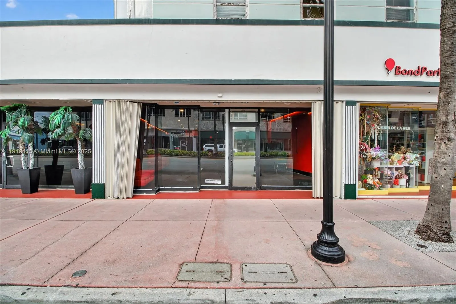 1218 Washington Ave, Miami Beach, Florida 33139, Miami Beach, Florida 33139, ,Commercial Lease,For Rent,1218 Washington Ave, Miami Beach, Florida 33139,A11919413