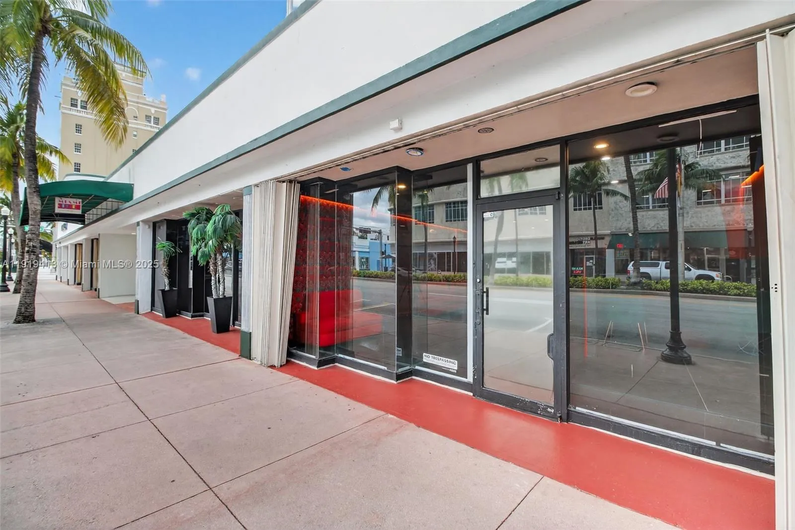 1218 Washington Ave, Miami Beach, Florida 33139, Miami Beach, Florida 33139, ,Commercial Lease,For Rent,1218 Washington Ave, Miami Beach, Florida 33139,A11919413