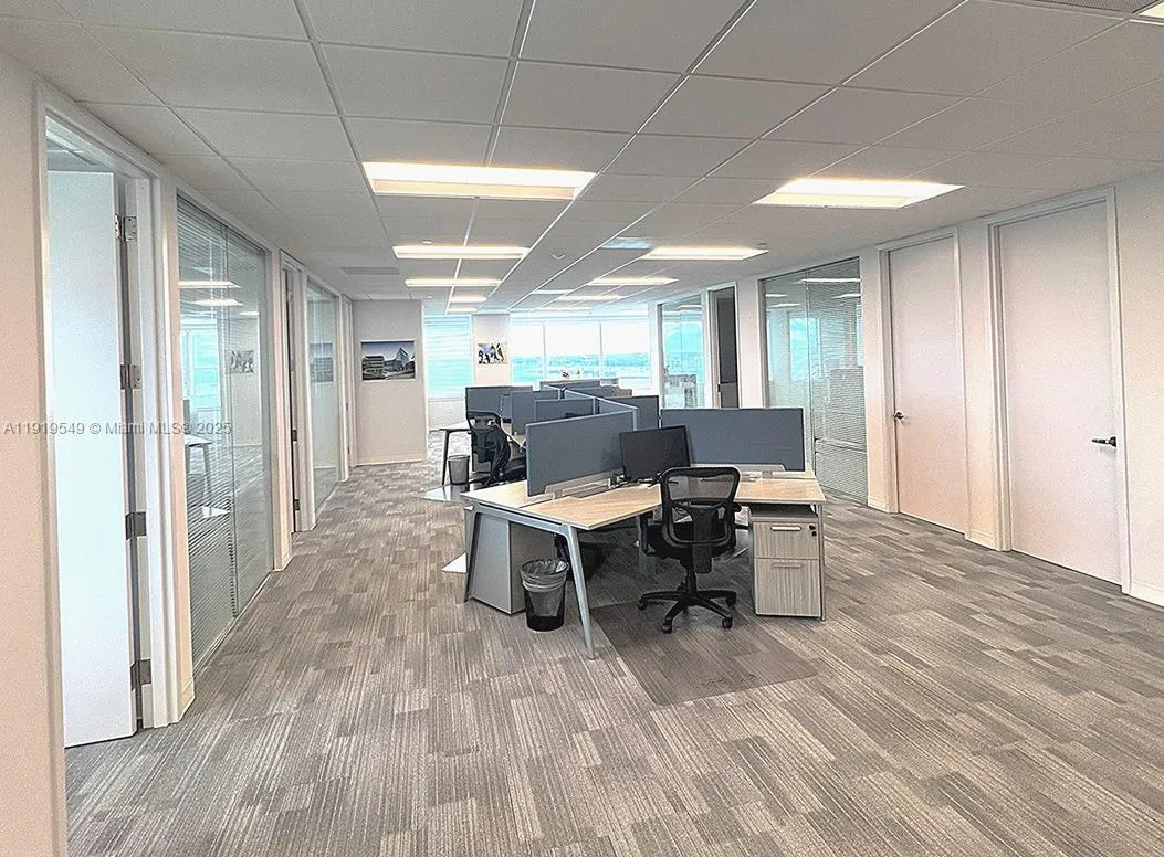 800 Nw 62nd Ave 9th Floor, Miami, Florida 33126, Miami, Florida 33126, ,Commercial Lease,For Rent,800 Nw 62nd Ave 9th Floor, Miami, Florida 33126,A11919549