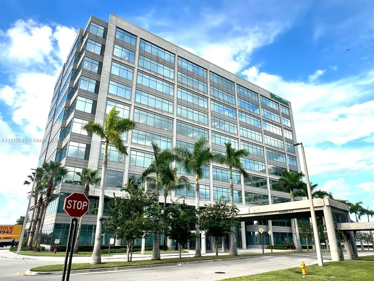 800 Nw 62nd Ave 9th Floor, Miami, Florida 33126, Miami, Florida 33126, ,Commercial Lease,For Rent,800 Nw 62nd Ave 9th Floor, Miami, Florida 33126,A11919549