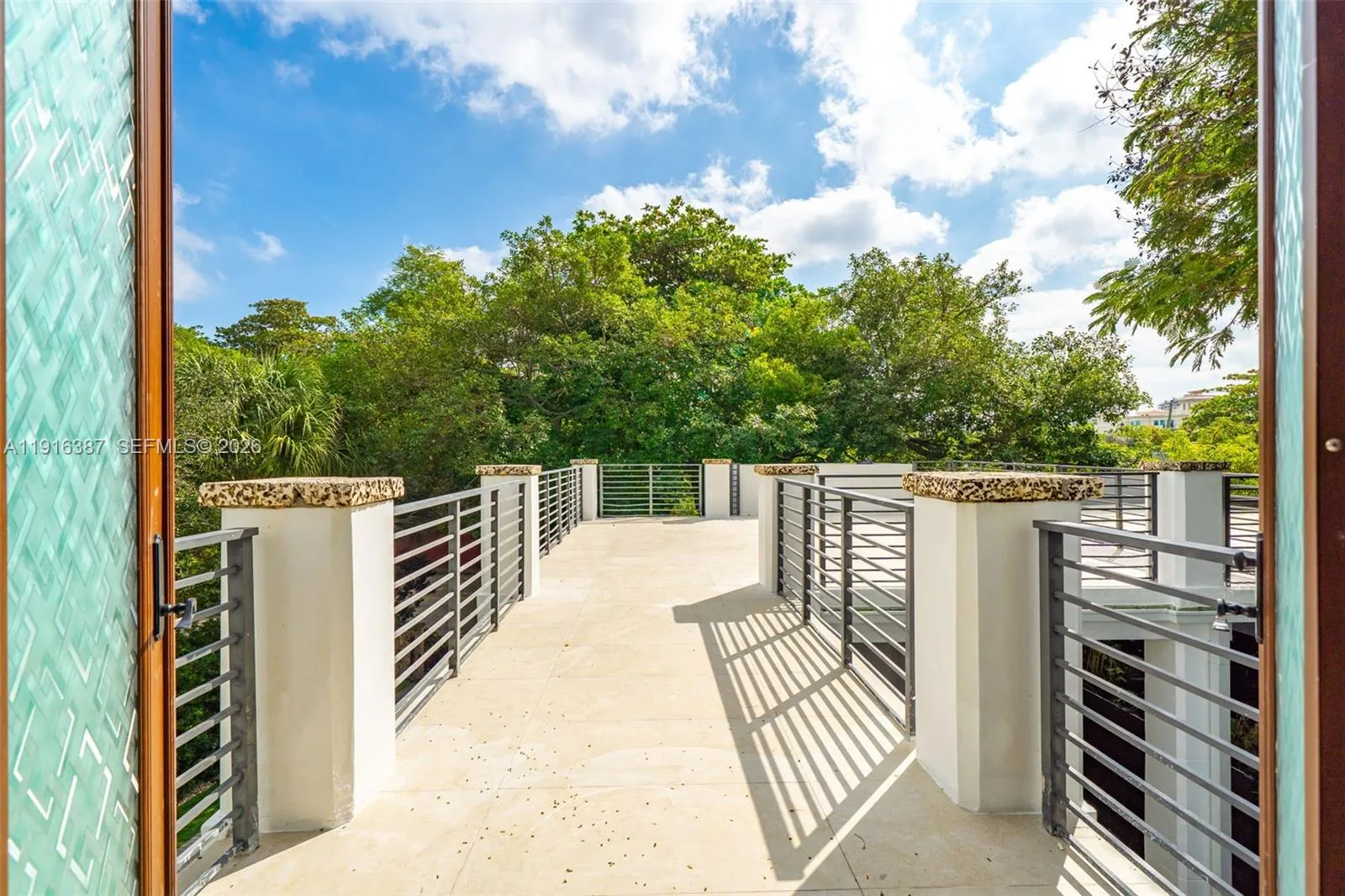 1621 S Bayshore Dr, Miami, Florida 33133, Miami, Florida 33133, 5 Bedrooms Bedrooms, ,5 BathroomsBathrooms,Residential,For Sale,1621 S Bayshore Dr, Miami, Florida 33133,A11916387