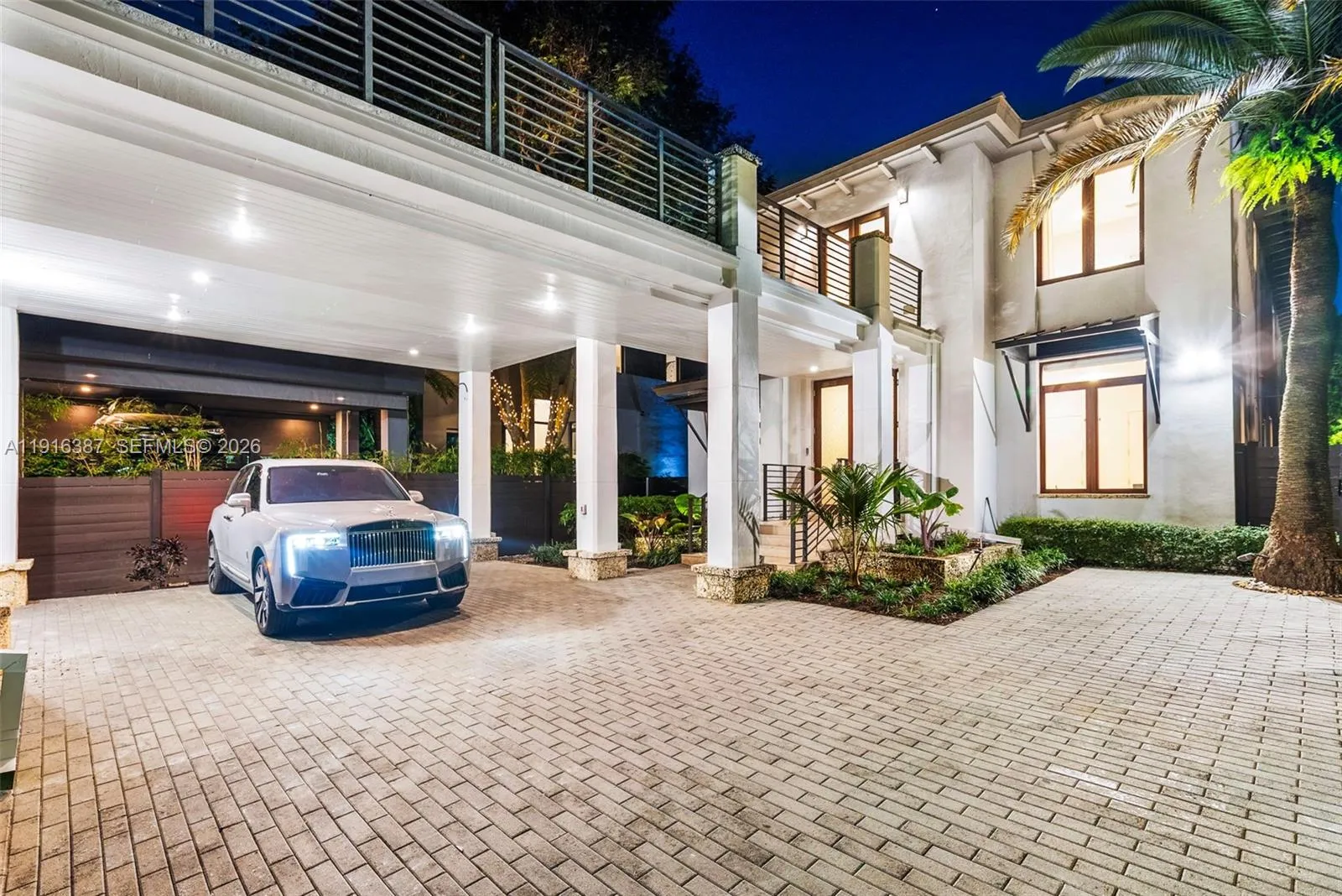 1621 S Bayshore Dr, Miami, Florida 33133, Miami, Florida 33133, 5 Bedrooms Bedrooms, ,5 BathroomsBathrooms,Residential,For Sale,1621 S Bayshore Dr, Miami, Florida 33133,A11916387