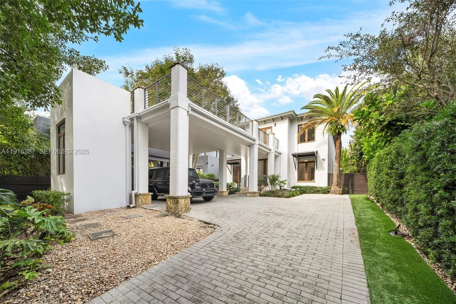 1621 S Bayshore Dr, Miami, Florida 33133, Miami, Florida 33133, 5 Bedrooms Bedrooms, ,5 BathroomsBathrooms,Residential,For Sale,1621 S Bayshore Dr, Miami, Florida 33133,A11916387