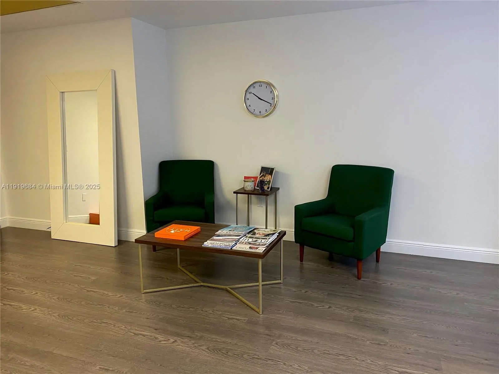 1110 Brickell Ave 313, Miami, Florida 33131, Miami, Florida 33131, ,Commercial Lease,For Rent,1110 Brickell Ave 313, Miami, Florida 33131,A11919684