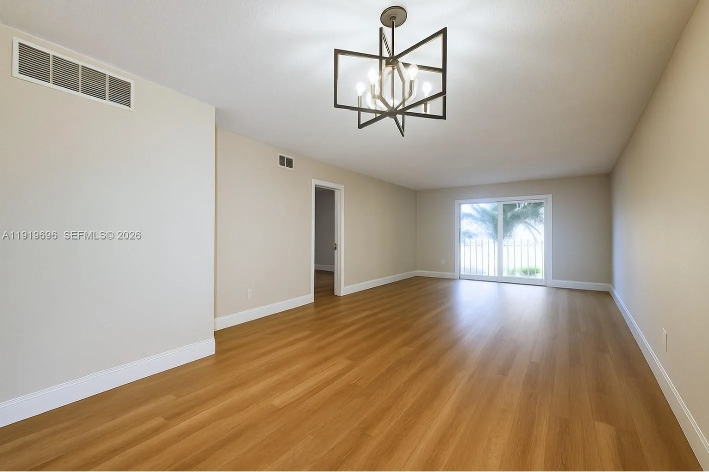 333 Nw 17th Ct 203b, Fort Lauderdale, Florida 3331, Fort Lauderdale, Florida 33311, 2 Bedrooms Bedrooms, ,2 BathroomsBathrooms,Residential,For Sale,333 Nw 17th Ct 203b, Fort Lauderdale, Florida 3331,A11919696