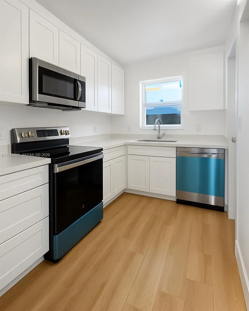 333 Nw 17th Ct 203b, Fort Lauderdale, Florida 3331, Fort Lauderdale, Florida 33311, 2 Bedrooms Bedrooms, ,2 BathroomsBathrooms,Residential,For Sale,333 Nw 17th Ct 203b, Fort Lauderdale, Florida 3331,A11919696