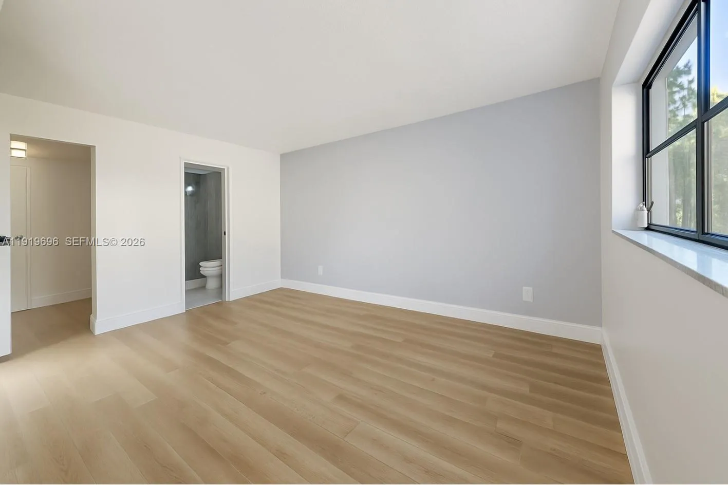 333 Nw 17th Ct 203b, Fort Lauderdale, Florida 3331, Fort Lauderdale, Florida 33311, 2 Bedrooms Bedrooms, ,2 BathroomsBathrooms,Residential,For Sale,333 Nw 17th Ct 203b, Fort Lauderdale, Florida 3331,A11919696