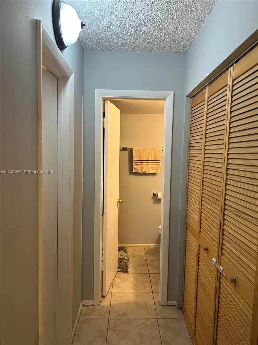 2701 Riverside Dr 503-b, Coral Springs, Florida 33, Coral Springs, Florida 33065, 1 Bedroom Bedrooms, ,1 BathroomBathrooms,Residential Lease,For Rent,2701 Riverside Dr 503-b, Coral Springs, Florida 33,A11919287