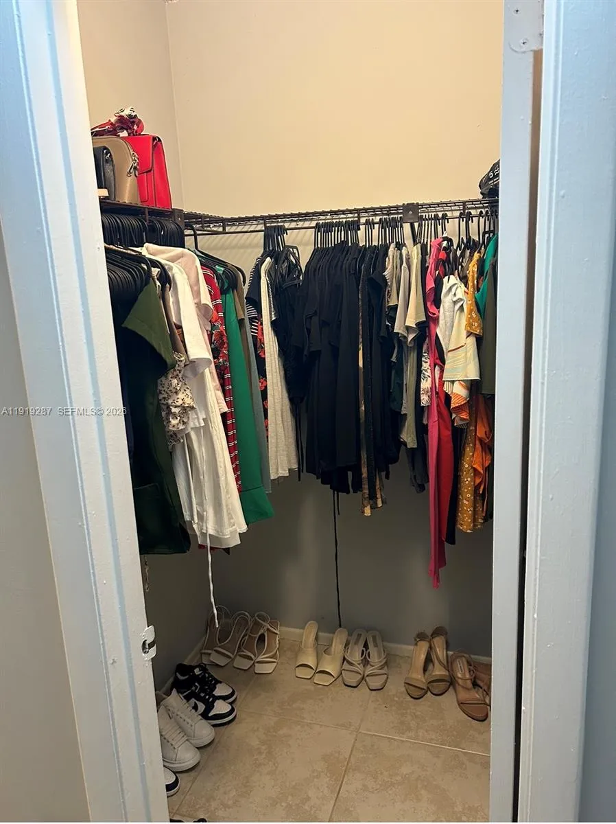 2701 Riverside Dr 503-b, Coral Springs, Florida 33, Coral Springs, Florida 33065, 1 Bedroom Bedrooms, ,1 BathroomBathrooms,Residential Lease,For Rent,2701 Riverside Dr 503-b, Coral Springs, Florida 33,A11919287