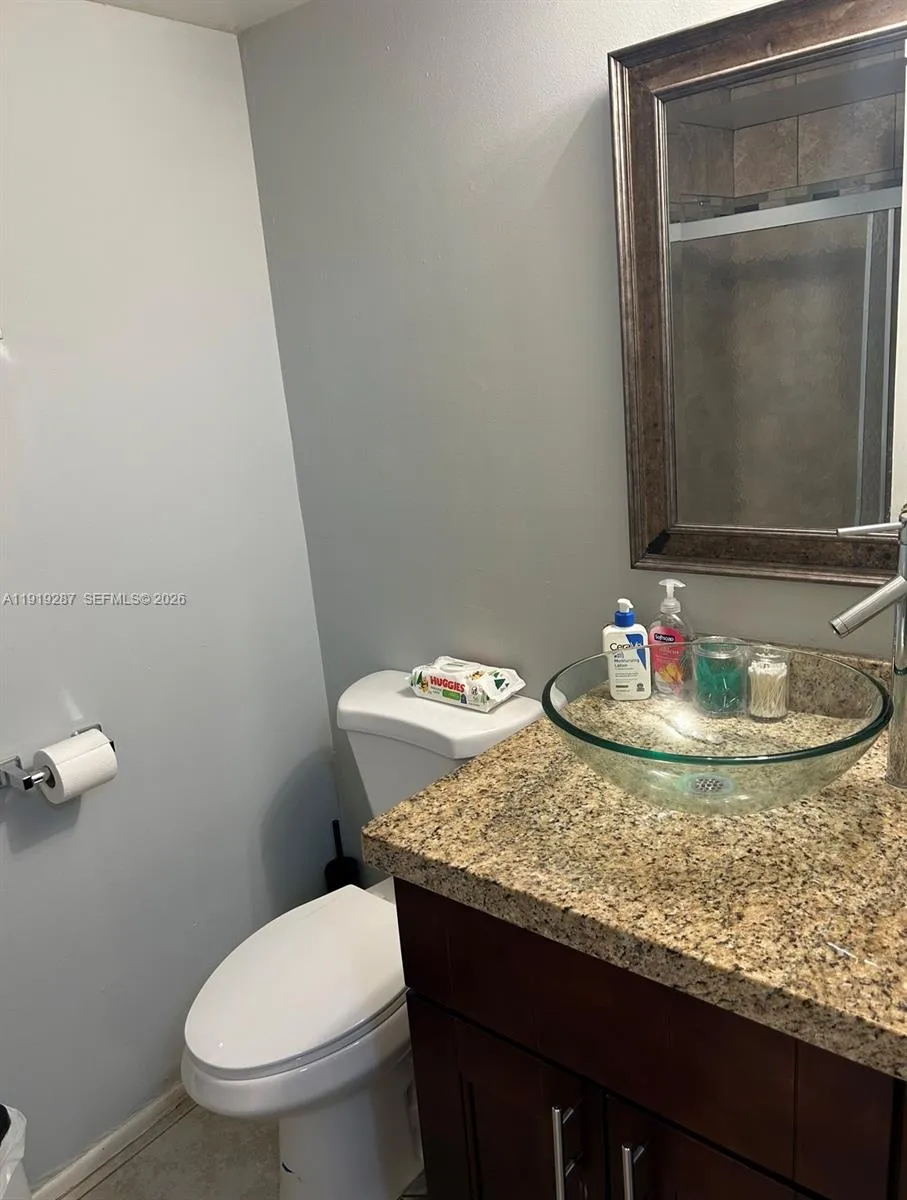 2701 Riverside Dr 503-b, Coral Springs, Florida 33, Coral Springs, Florida 33065, 1 Bedroom Bedrooms, ,1 BathroomBathrooms,Residential Lease,For Rent,2701 Riverside Dr 503-b, Coral Springs, Florida 33,A11919287