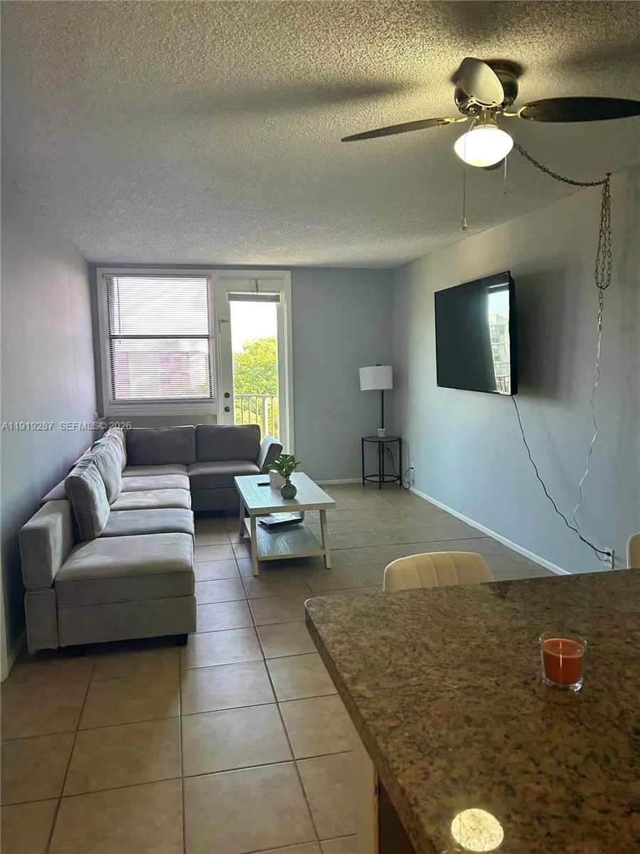 2701 Riverside Dr 503-b, Coral Springs, Florida 33, Coral Springs, Florida 33065, 1 Bedroom Bedrooms, ,1 BathroomBathrooms,Residential Lease,For Rent,2701 Riverside Dr 503-b, Coral Springs, Florida 33,A11919287