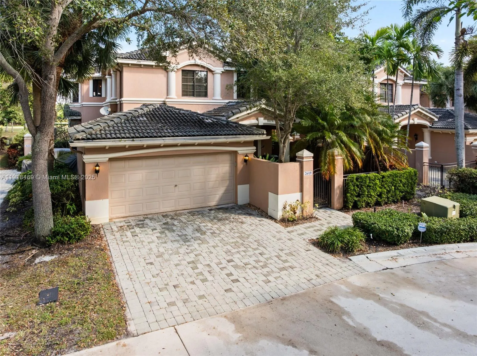 2649 Center Ct Dr 2-7, Weston, Florida 33332, Weston, Florida 33332, 3 Bedrooms Bedrooms, ,2 BathroomsBathrooms,Residential,For Sale,2649 Center Ct Dr 2-7, Weston, Florida 33332,A11918469