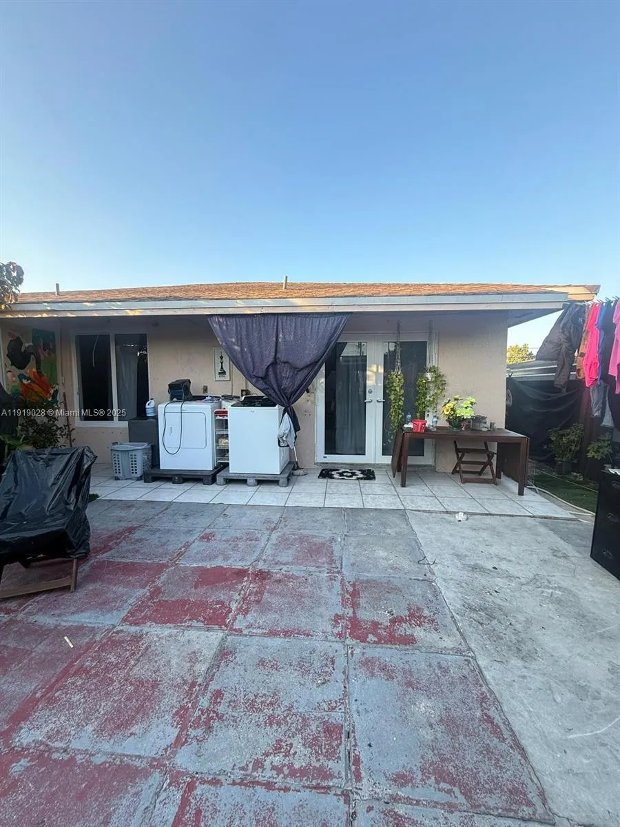 11136 Sw 5th St, Sweetwater, Florida 33174, Sweetwater, Florida 33174, ,Residential Income,For Sale,11136 Sw 5th St, Sweetwater, Florida 33174,A11919028
