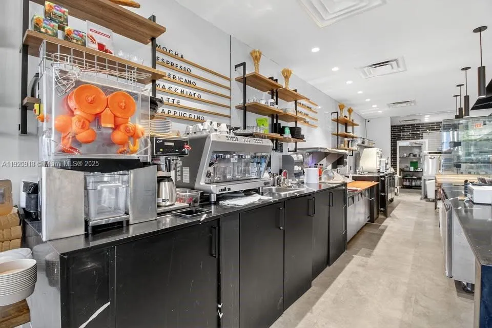 Bakery For Sale In North Miami Beach, North Miami, North Miami Beach, Florida 33160, ,Business Opportunity,For Sale,Bakery For Sale In North Miami Beach, North Miami ,A11920918