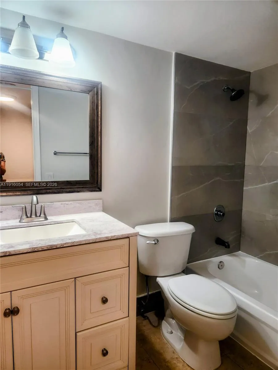 14500 Sw 88th Ave 128, Palmetto Bay, Florida 33176, Palmetto Bay, Florida 33176, 1 Bedroom Bedrooms, ,1 BathroomBathrooms,Residential Lease,For Rent,14500 Sw 88th Ave 128, Palmetto Bay, Florida 33176,A11916054