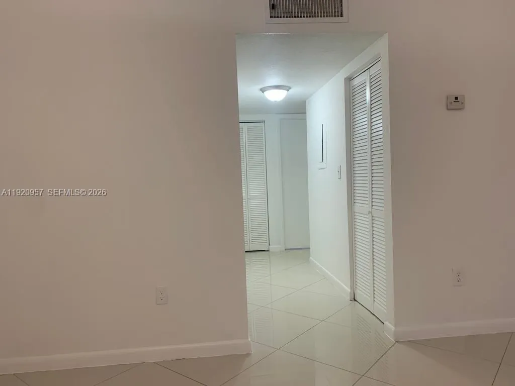 907 Ne 199th St 204, Miami, Florida 33179, Miami, Florida 33179, 2 Bedrooms Bedrooms, ,2 BathroomsBathrooms,Residential Lease,For Rent,907 Ne 199th St 204, Miami, Florida 33179,A11920957